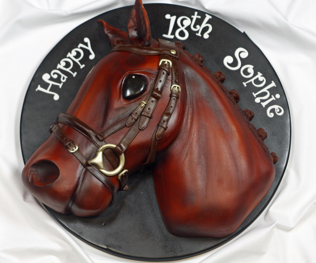 Horse Head Cake A horse head cake for my friends daughter … Flickr