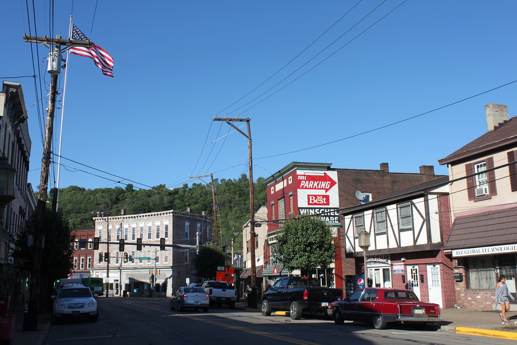 Etna Butler Street twists its way through Etna, PA's hills… Flickr
