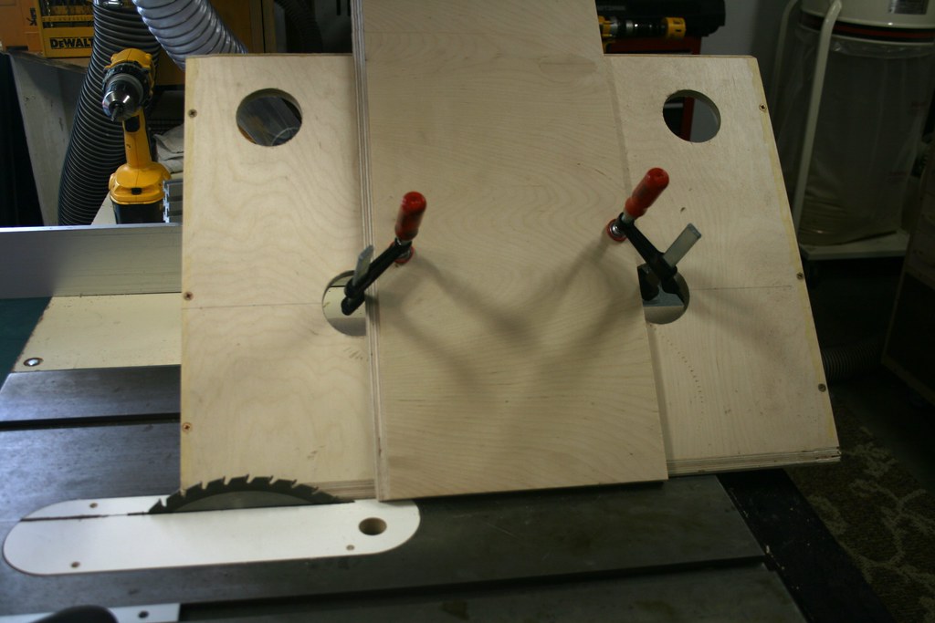 45 degree jig I jig I built for my table saw to easily cut… Flickr