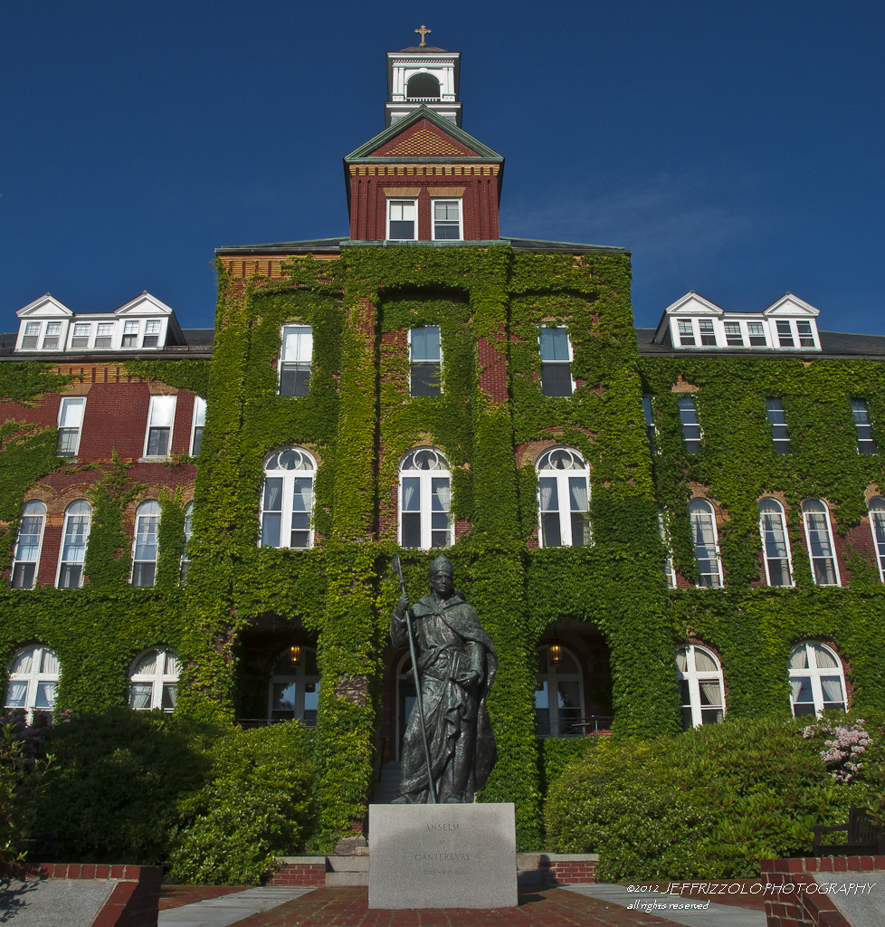 Academic Walls Covered In Ivy Return to Saint Anselm Colle… Flickr
