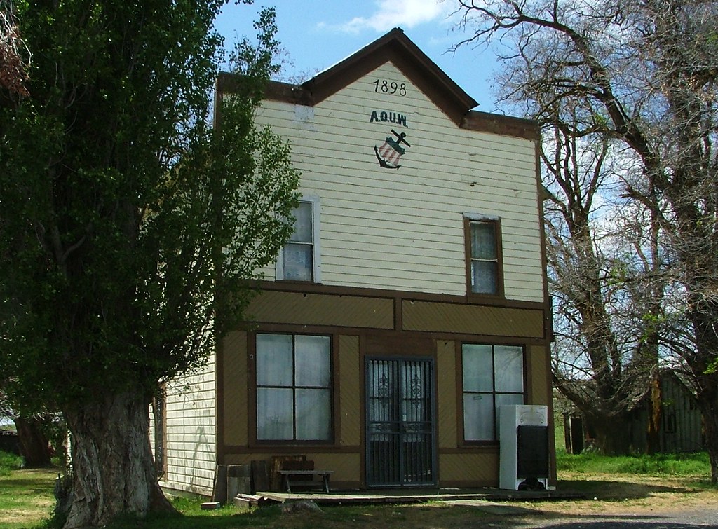 Antelope Fraternal Hall Antelope, Oregon; built in 1898 by… Flickr