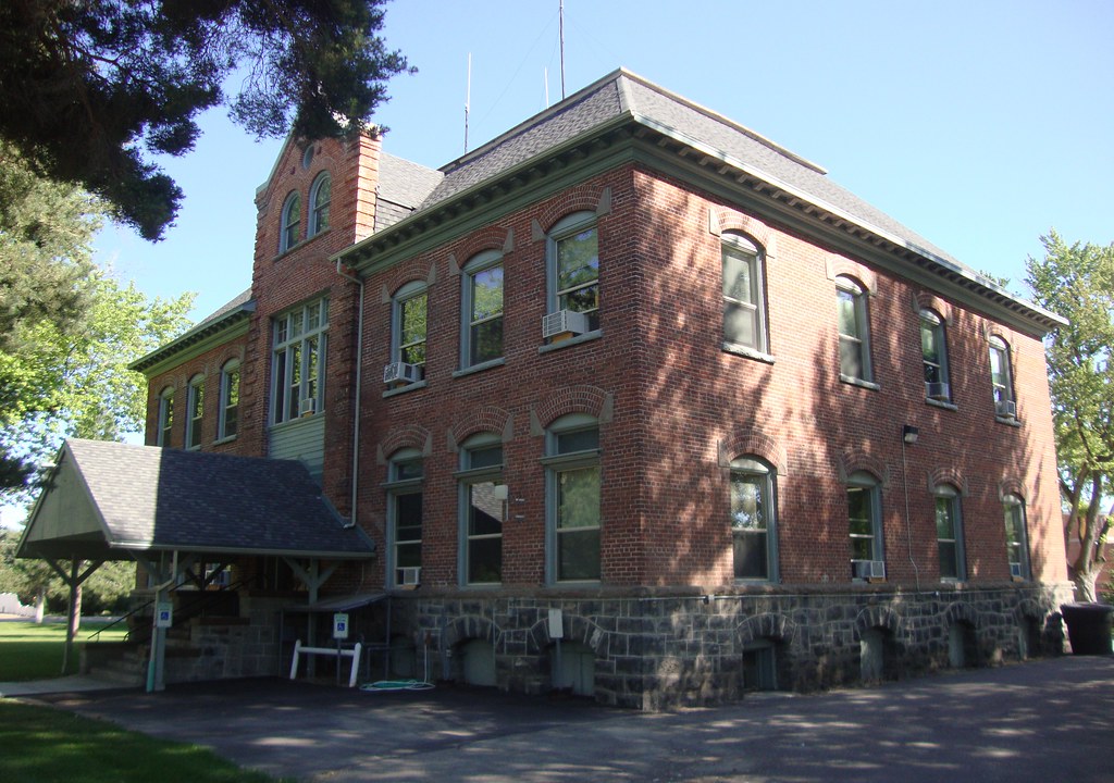 Lincoln County Courthouse (Shoshone, Idaho) This brick str… Flickr