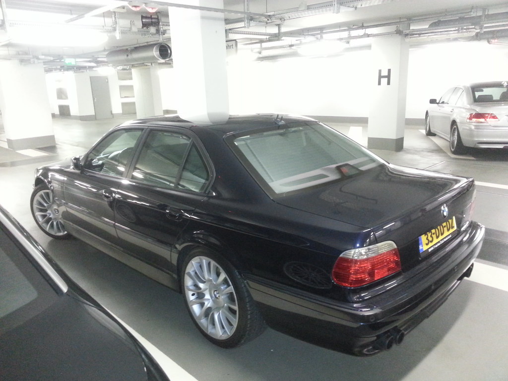 BMW 750iL E38 | nakhon100 | Flickr