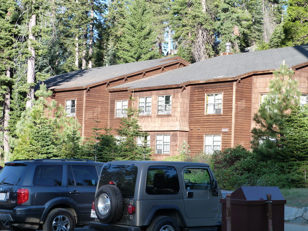 Wuksachi Lodge Wuksachi, Sequoia National Pa… Flickr