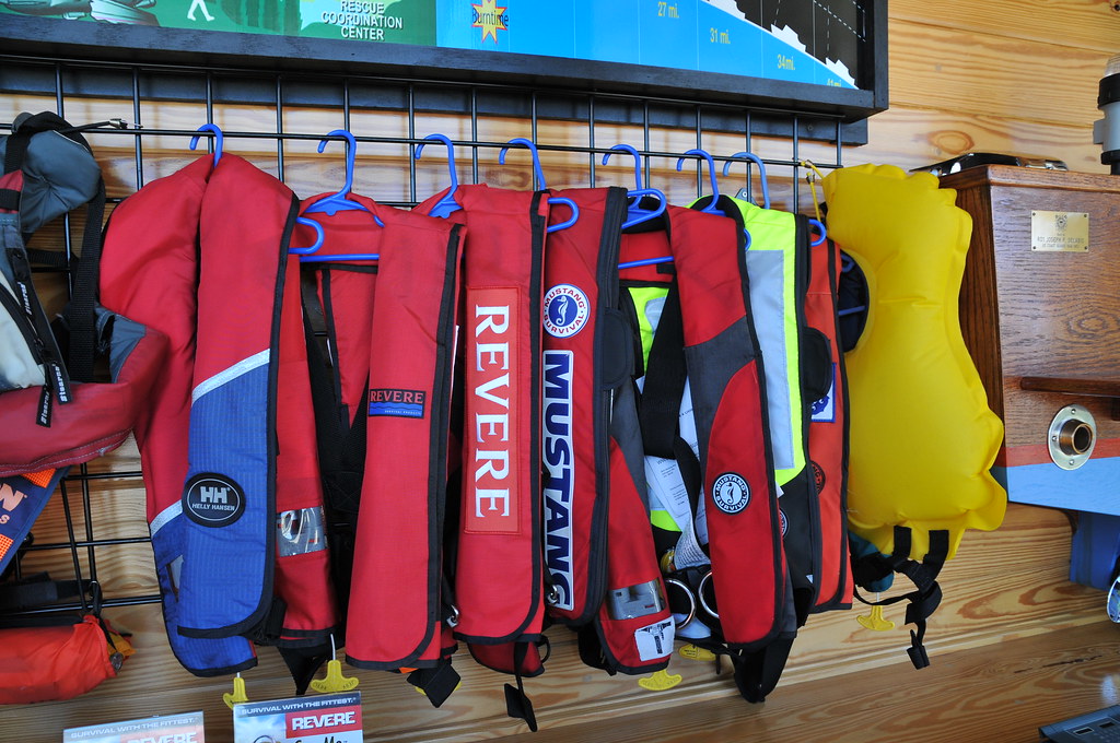 Inflatible PFDs There are many new COMFORTABLE styles of P… Flickr