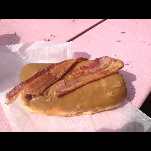 Bacon and maple donut voodoo donuts Portland Andrew Kaufmann Flickr