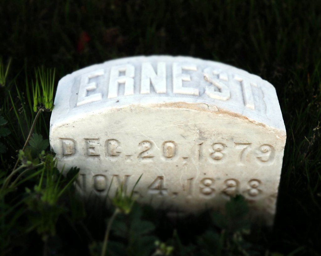 Tulare Cemetery Almost made it to 19. Boyce Duprey Flickr