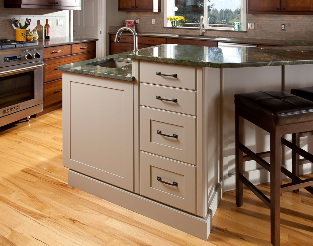 Braewood Lane Contemporary Kitchen Neil Kelly