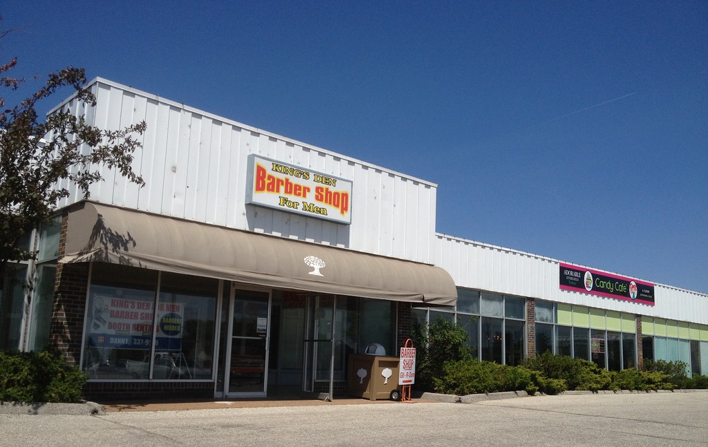 White Oak Plaza Shopping Center Blue Springs, MO Mike Kalasnik Flickr