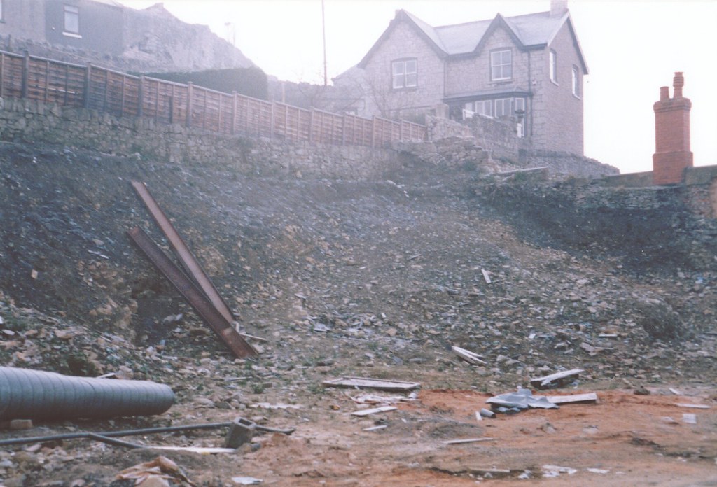 645 Love lane 1988 Before erection of new houses Denbigh Archive