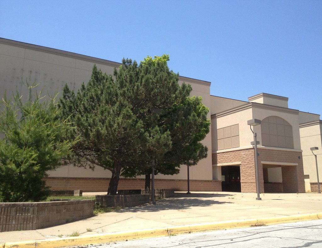 JCPenney Metro North Mall Mike Kalasnik Flickr