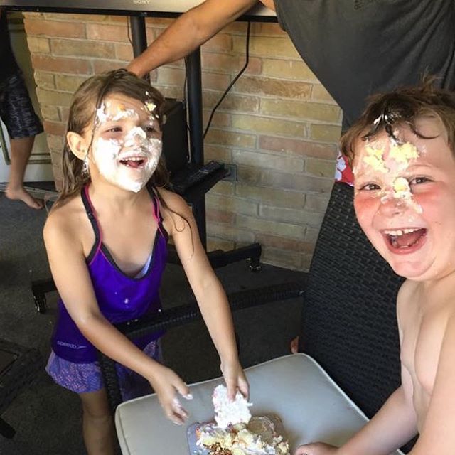 When cake falls on the floor, turn it into a smashcake … Flickr