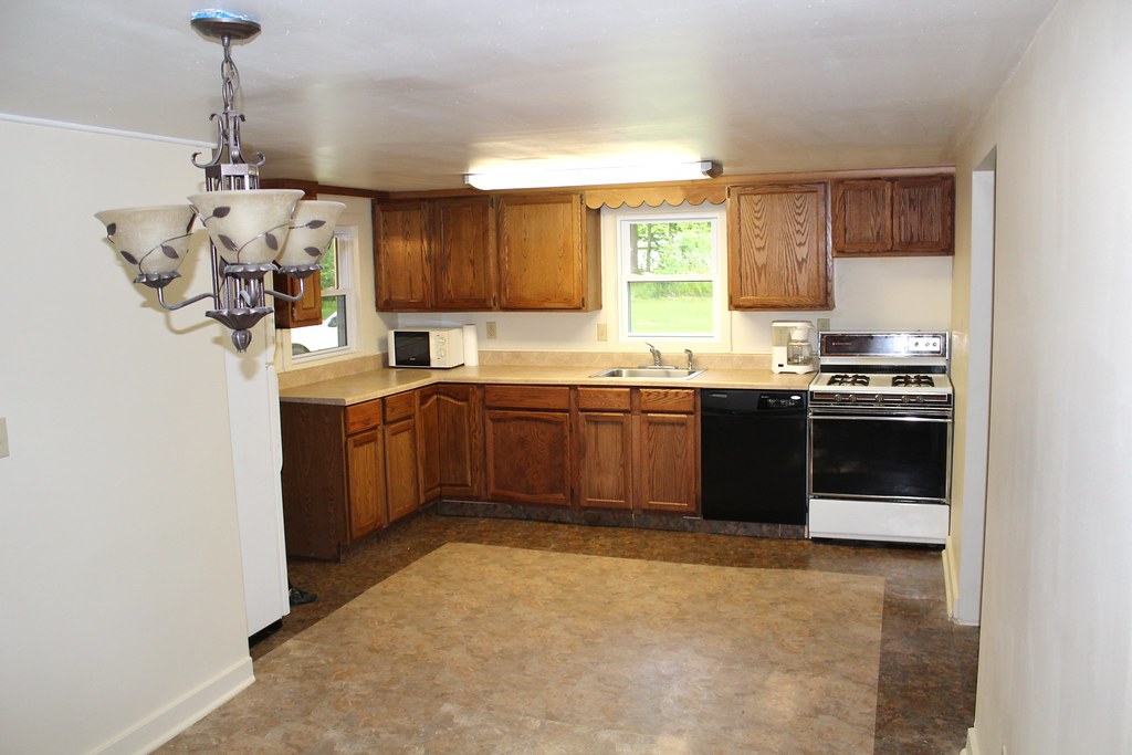 Howland Springs rd 640.00 per month Flickr