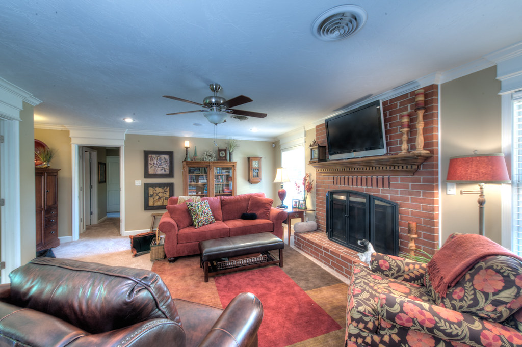 Real Estate living room Mark Gregory Flickr