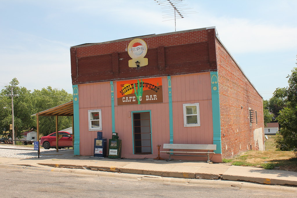 The Middle of Nowhere Cafe & Bar Cumberland, IA Tom McLaughlin Flickr