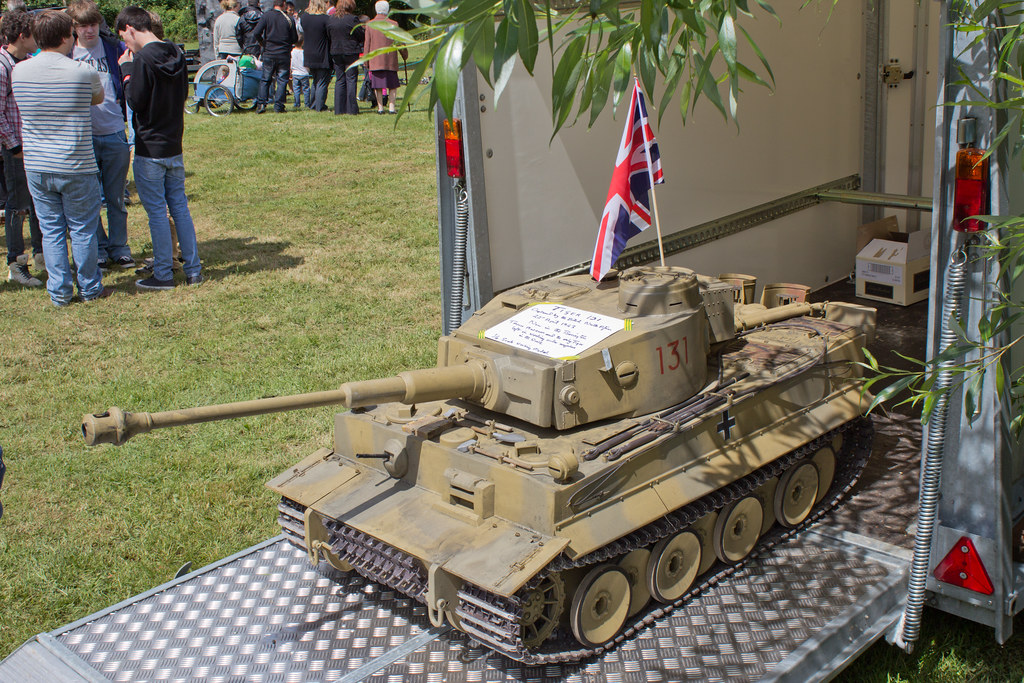 Tiger Tank 131 1/4 Scale working Model The Real Deal was c… Flickr