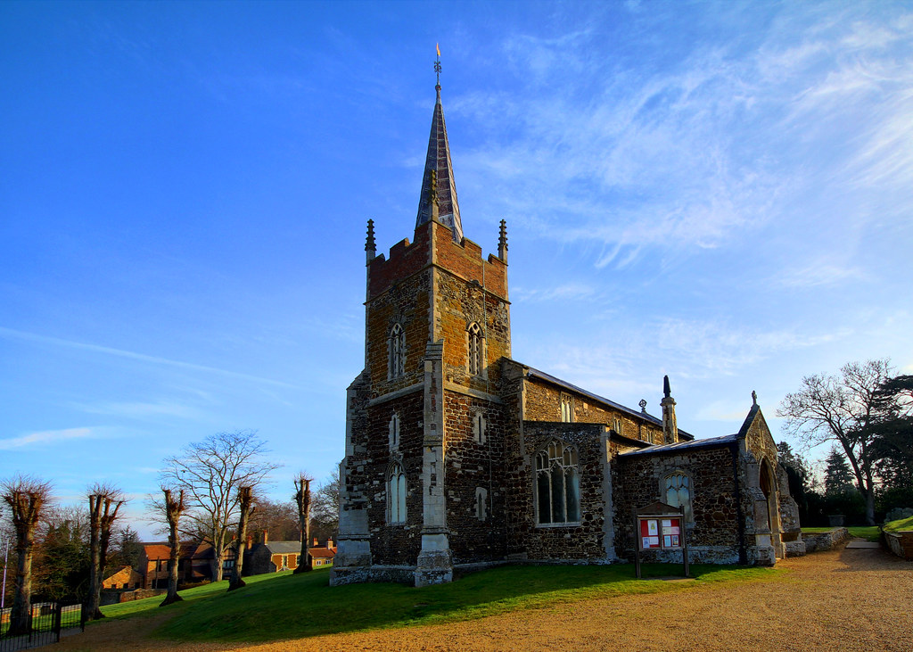 157 DOWNHAM MARKET St Edmund A very pretty little church, … Flickr