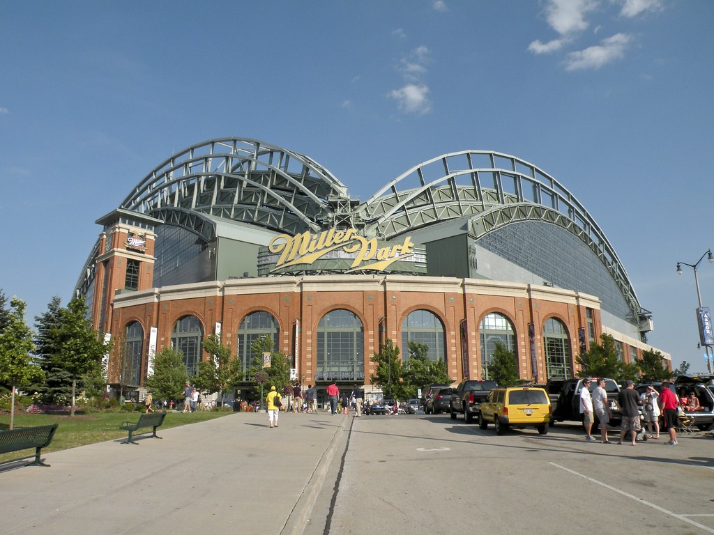 Miller Park, Milwaukee, WI Matthew D. Britt Flickr