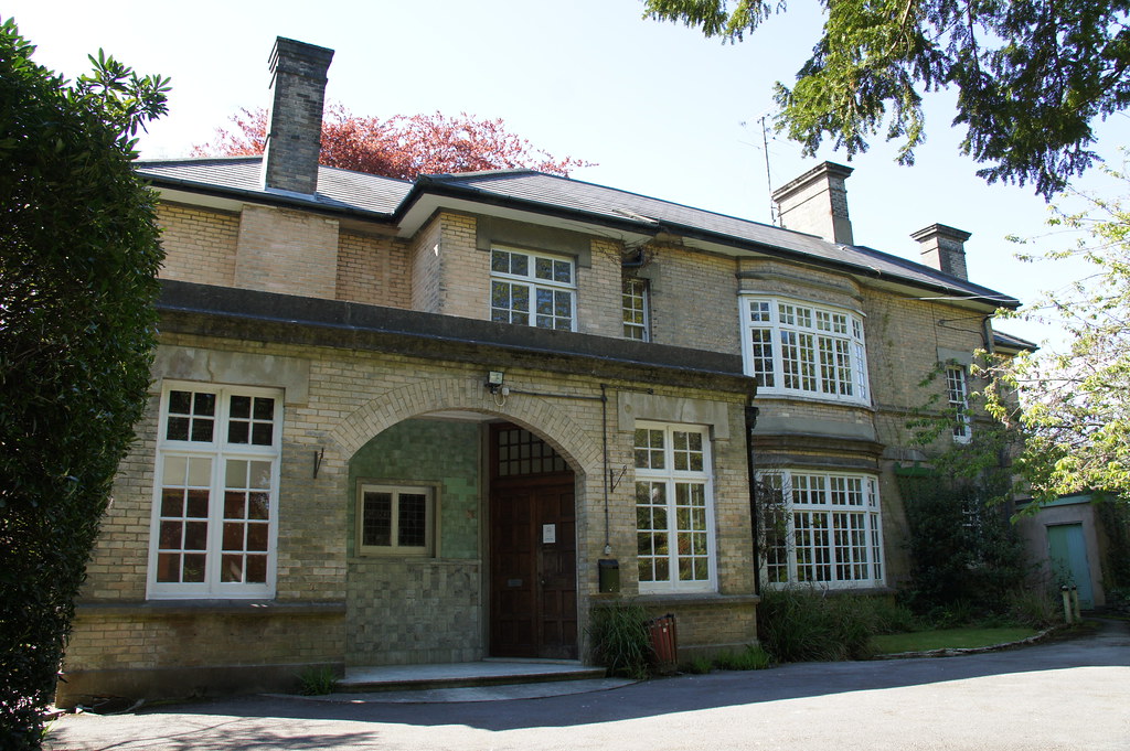 Mourina, 24 Dean Park Road, Bournemouth, Dorset a photo on Flickriver