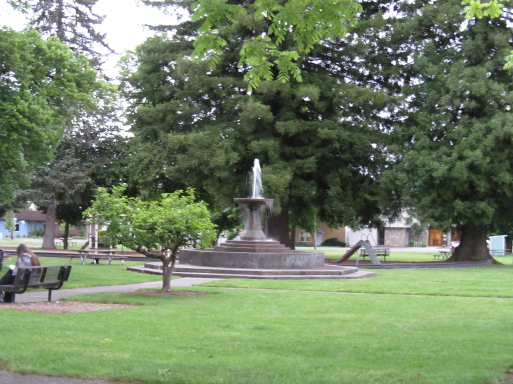 Monmouth, Oregon Monmouth, Oregon Doug Kerr Flickr