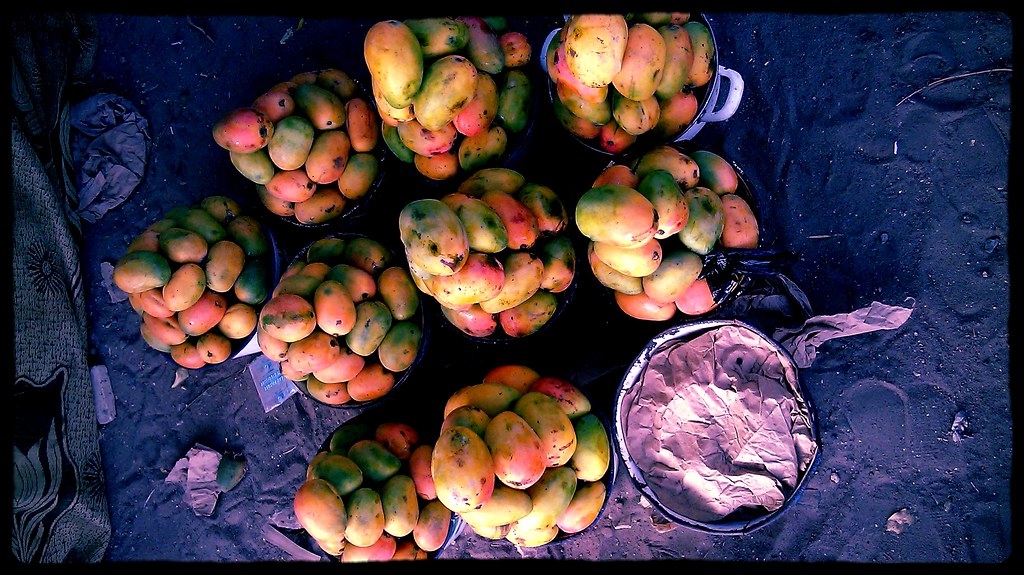 Senegalese mangoes Near Thiès Kalyan Neelamraju Flickr