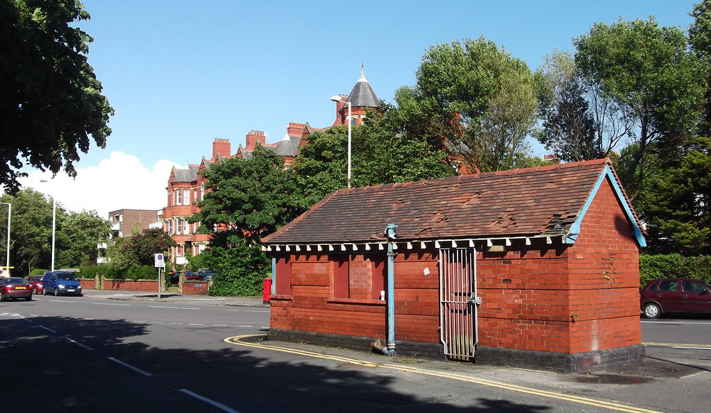 A565 LulworthWestcliffe Road, Southport a photo on Flickriver