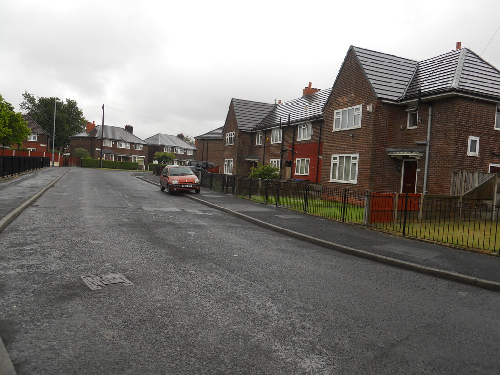 Lingfield Road, Clayton (1/2) Mikey Flickr