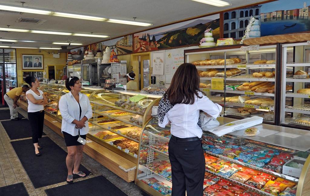 Tripoli Bakery, Lawrence Located in the heart of Lawrence'… Flickr
