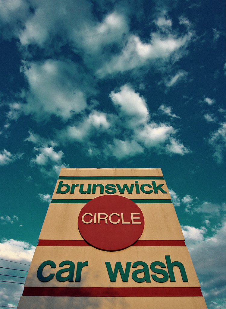 Brunswick Circle Car Wash New Brunswick, NJ. Tony Zarak Flickr