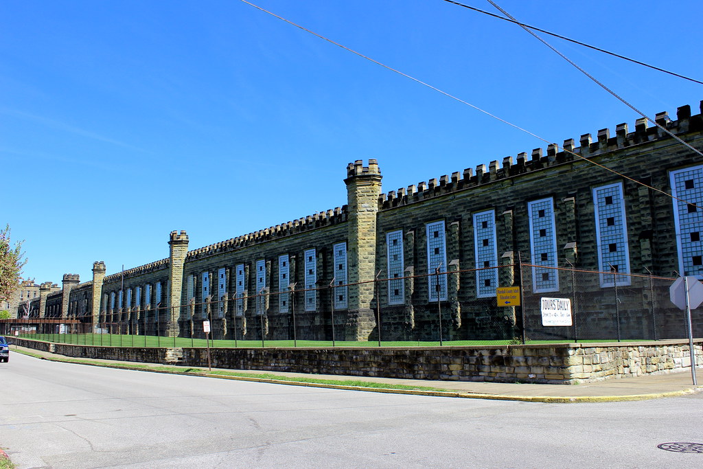 West Virginia State Penitentiary, Moundsville, WV South Ha… Flickr