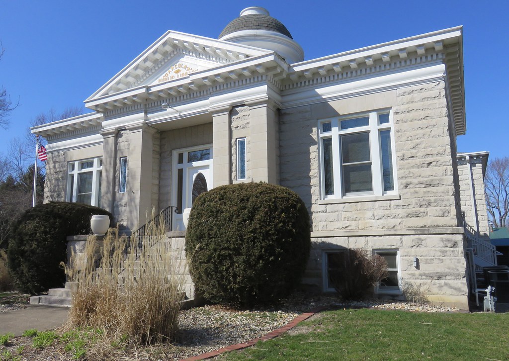 Carnegie Library (Arcola, Illinois) Funding for this Carne… Flickr