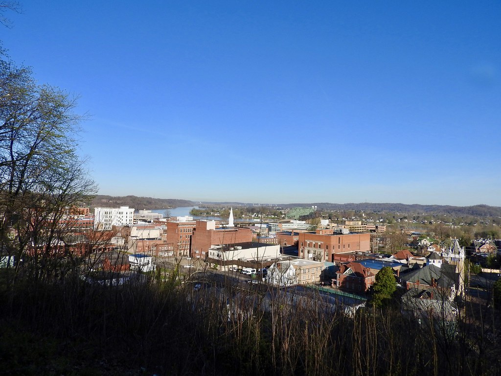 Quincy Hill Park View from Quincy Hill Park in Parkersburg… Flickr