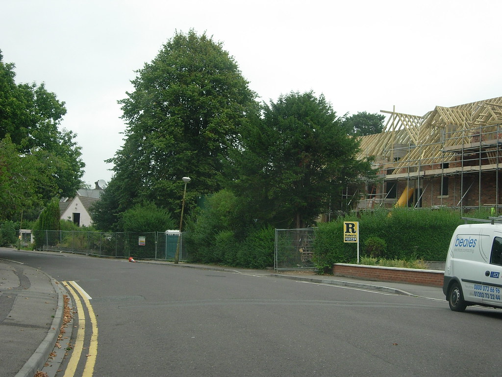 CAVENDISH RD. BOURNEMOUTH. DORSET. SEPTEMBER 2005 BOURNEMOUTH GRANT