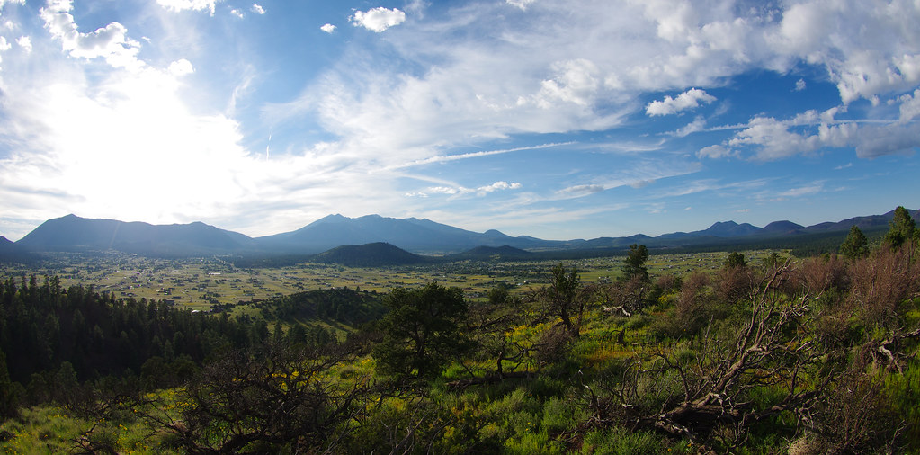 Doney Park and the San Francisco Peaks Doney Park lies str… Flickr