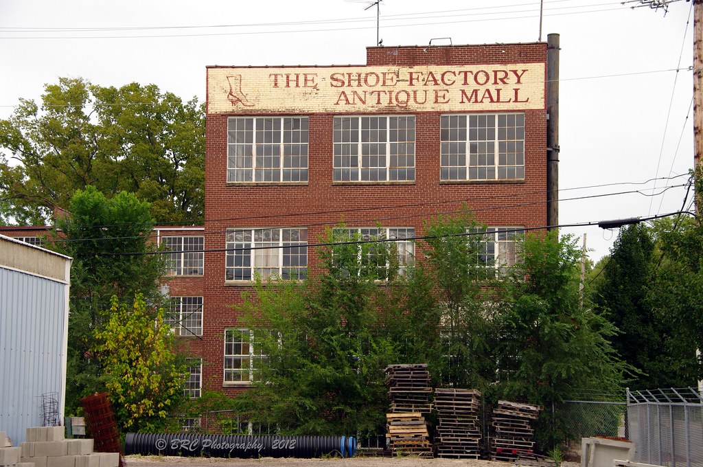 The Shoe Factory Antique Mall, Lebanon, Roberto41144 Flickr