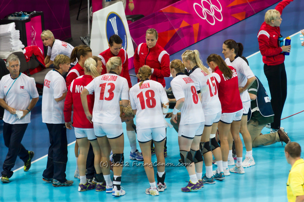 Womens_Handball_Norway_Coaching_NR0787 London 2012 Olympi… Flickr