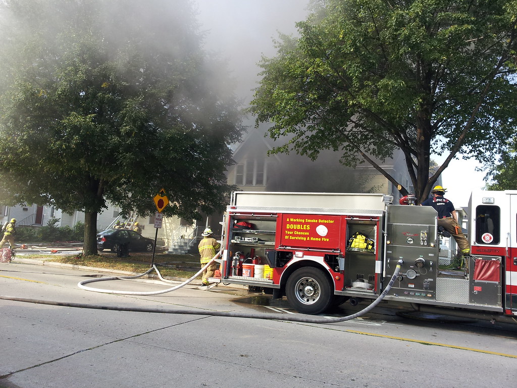 Quincy St. Apartment Fire 09/04/2012 Green Bay Metro Fire Flickr