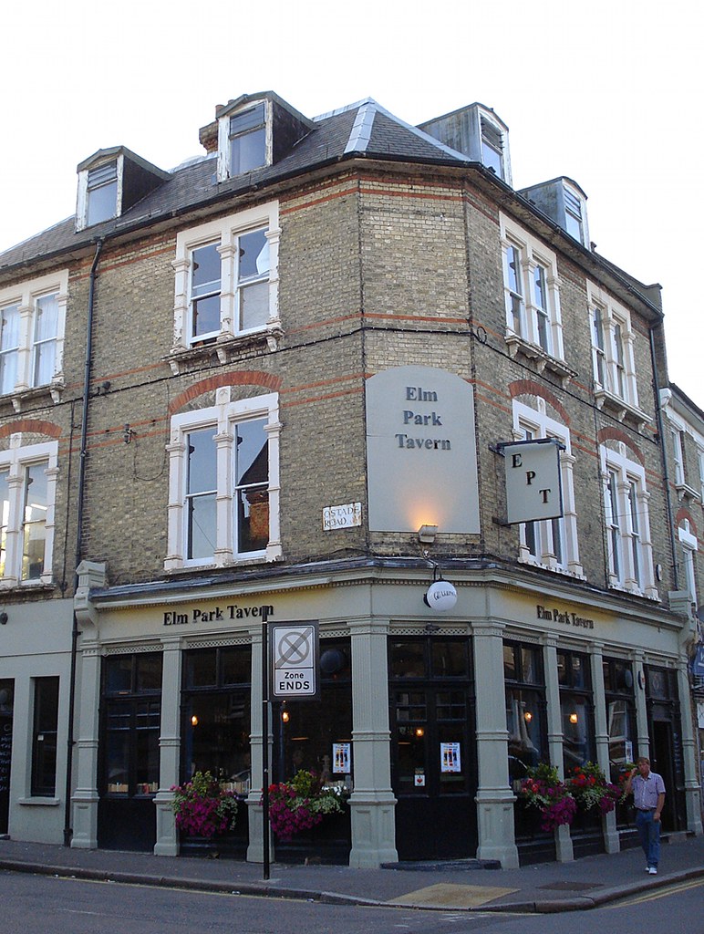Elm Park Tavern, Brixton, London SW2 A proper boozer. Kake Flickr