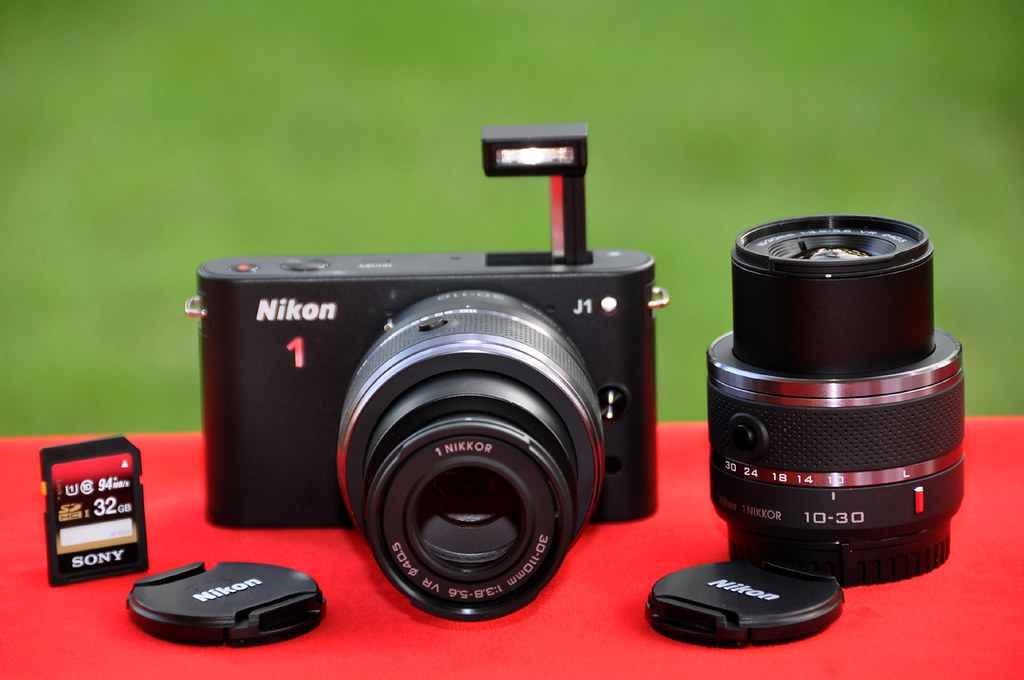 2011 NIKON 1 (J1). Nikon Corporation. Tokio, Japón Flickr