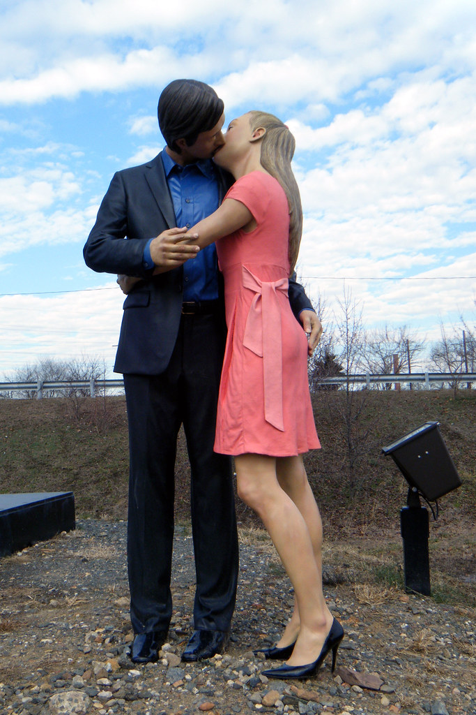 J Seward Johnson sculpture Sloan Avenue & Klockner Road (a… Flickr