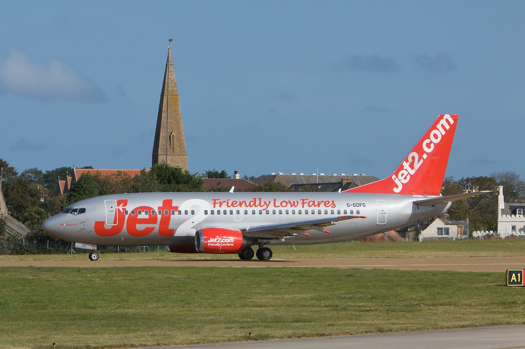 Jet2, GGDFG, Boeing 737300 Jersey Airport, EGJJ 15 Septe… Flickr