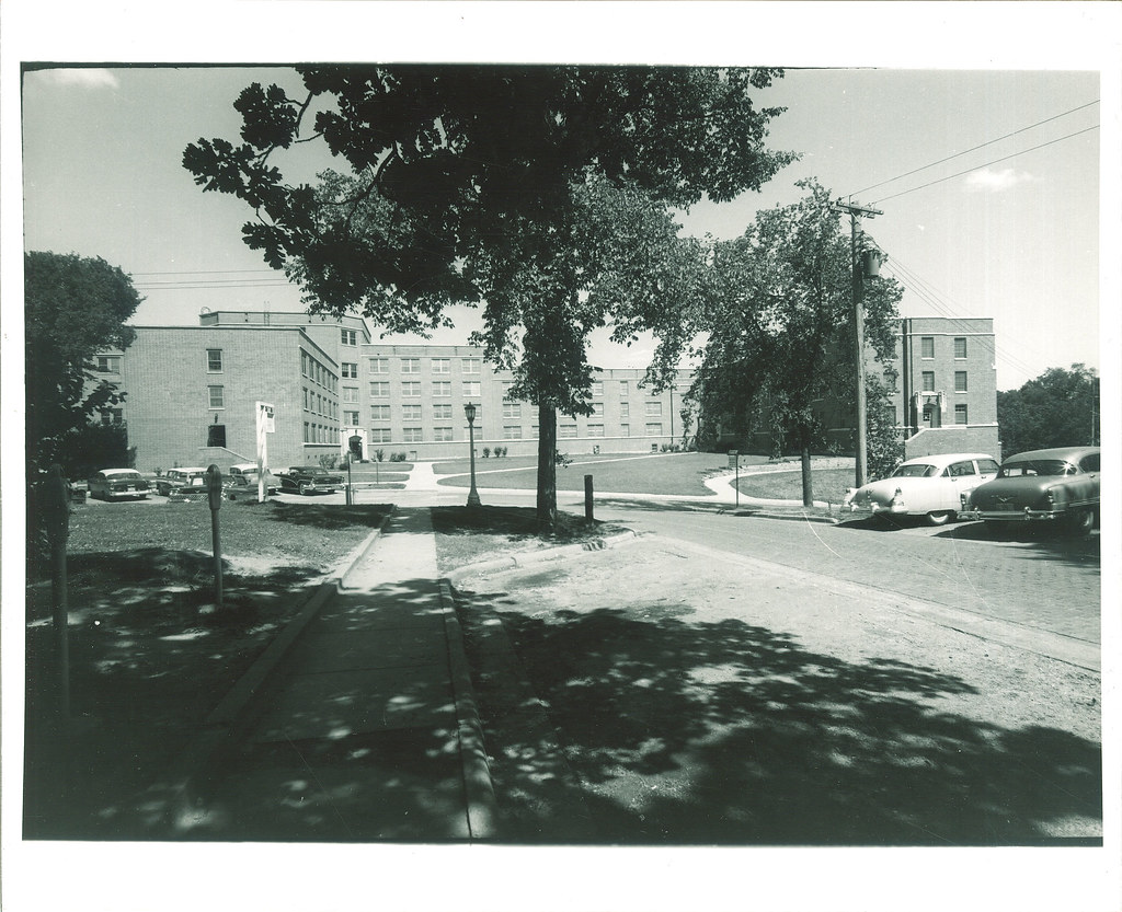 Hillcrest Residence Hall viewed from the west, the Univers… Flickr
