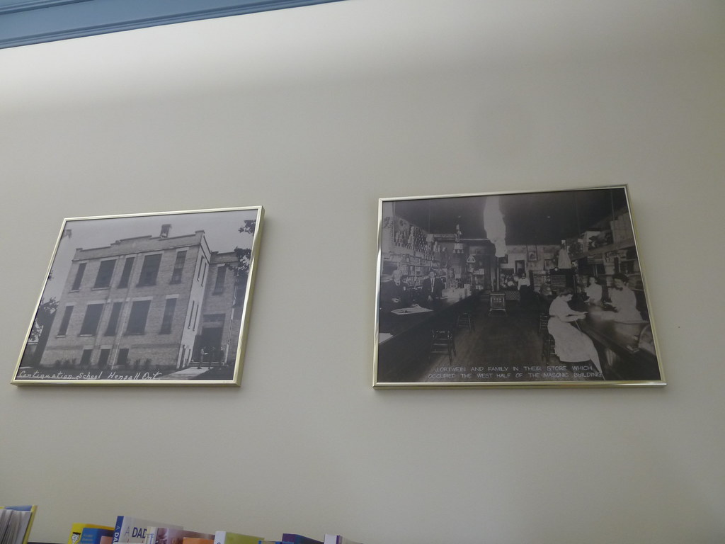 P1070253 Hensall, Ontario Townhall and now public library… Can