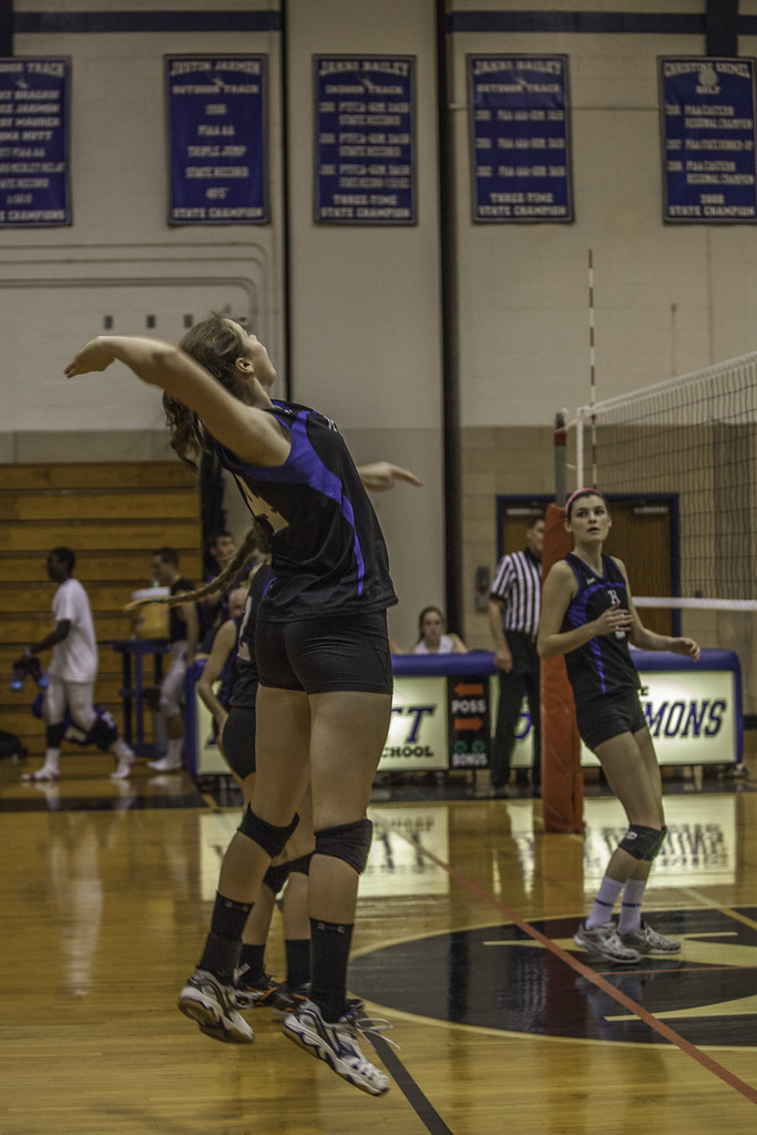 _MG_3232 Square HS Volleyball Sue Gardiner Flickr