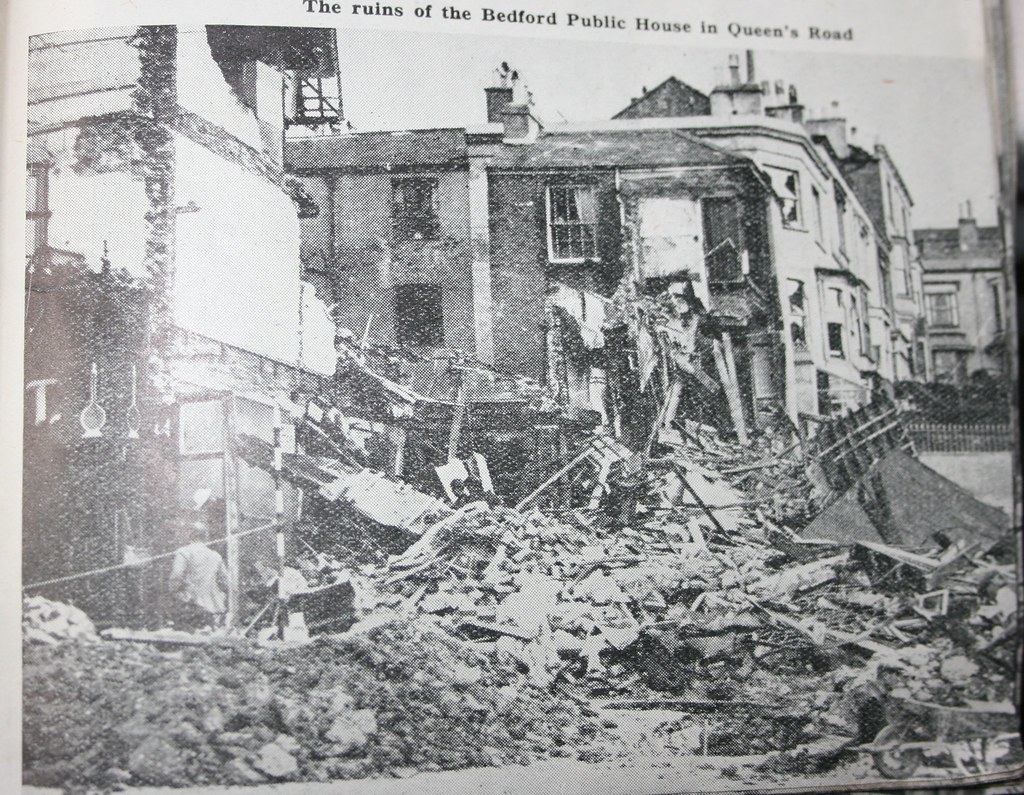 Hastings. WW2. 1940 Saturday 5th. October, 1940. Eight peo… Flickr