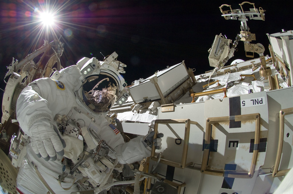 iss032e025272 ISS032E025272 (5 Sept. 2012) NASA astr… Flickr