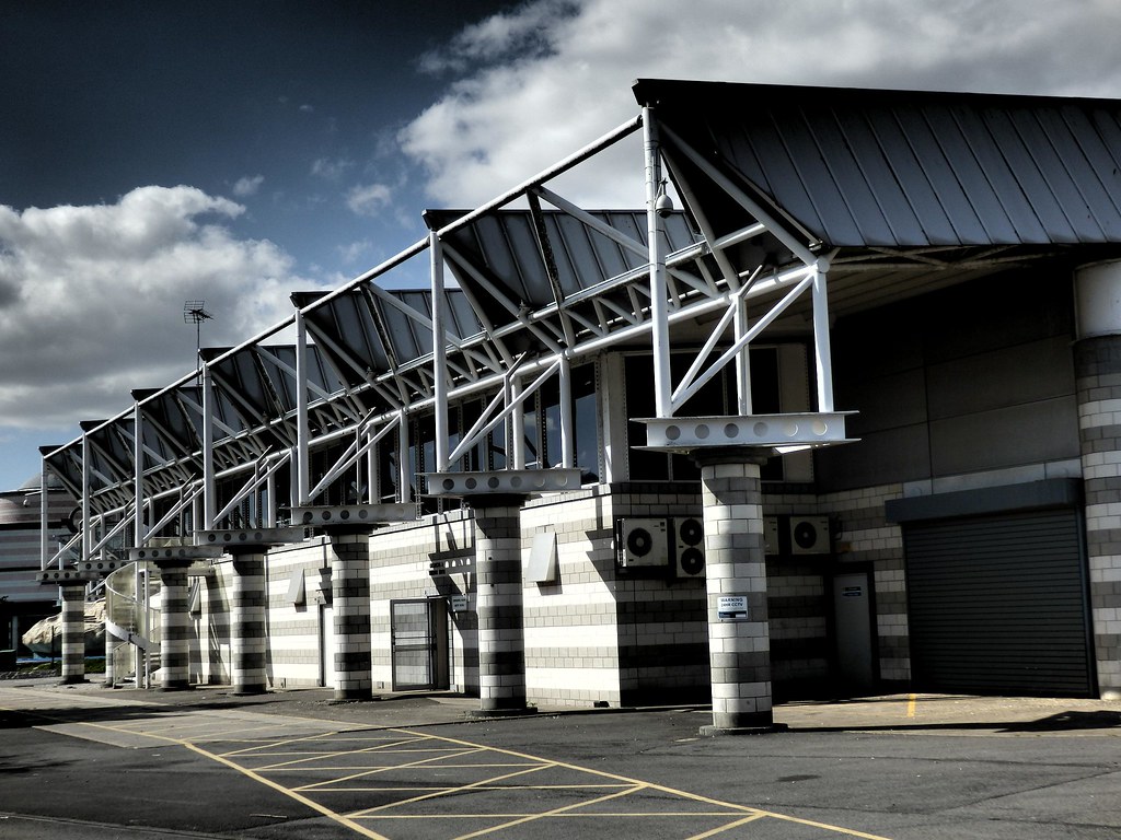 Dome Leisure Centre (Rear), Doncaster. UK The Dome Leisure… Flickr