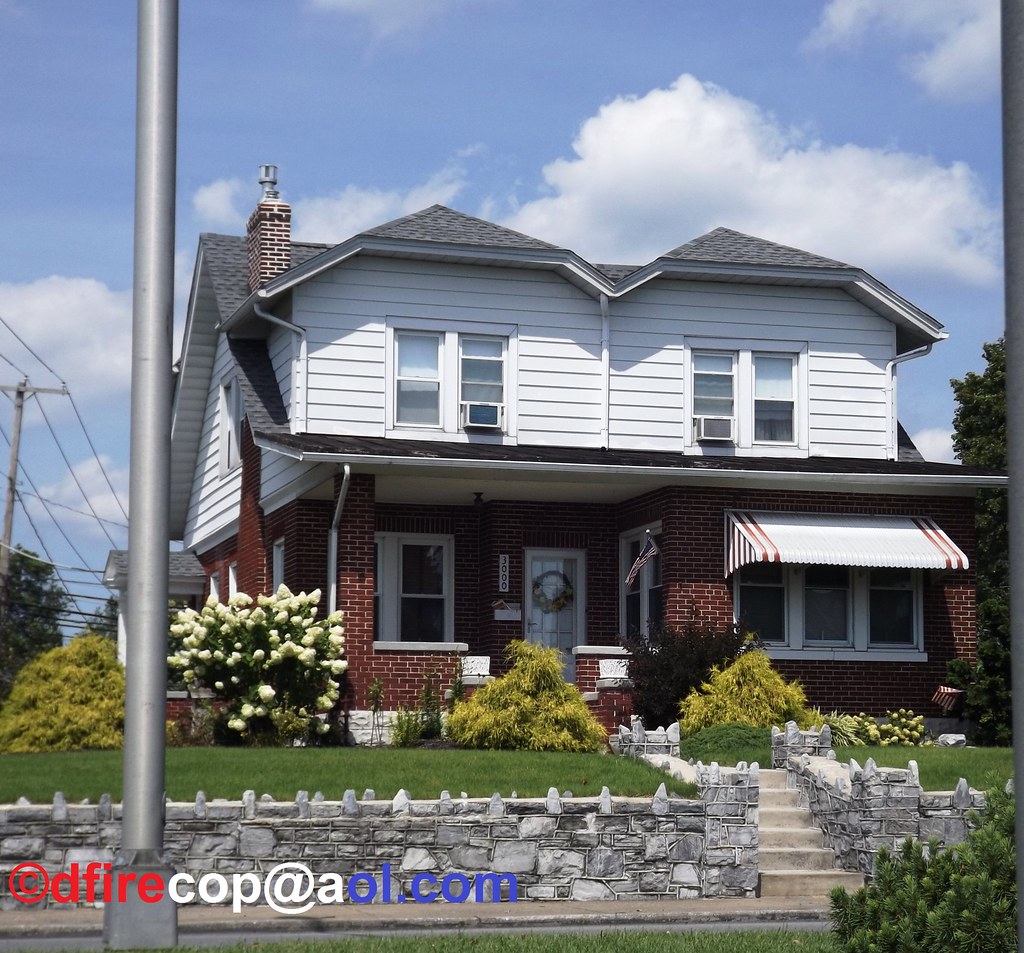 Old Home 3000 Herr Street, Penbrook, PA. Built 1926. dfirecop Flickr