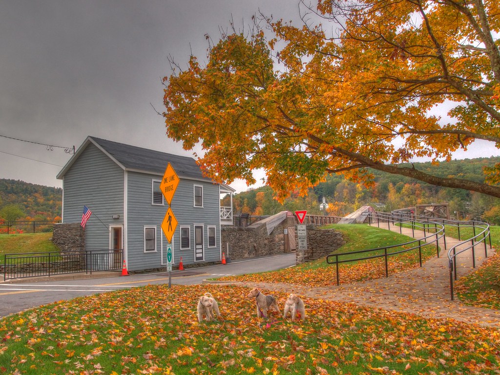 Roebling Aqueduct toll house Sunday morning, Minisink Ford… Flickr