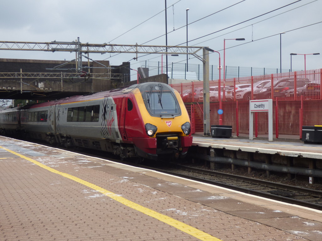 Coventry Station Virgin Trains Super Voyager Class 221 Flickr